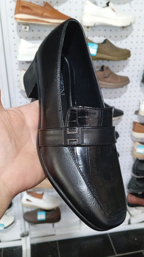 کفش کالج زنانه چرم سوگو راحتی پاشنه طبی استاندارد ۳۷ تا ۴۱